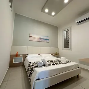 https://holiday-diamond-balestrate.sicilyhotelsitaly.net