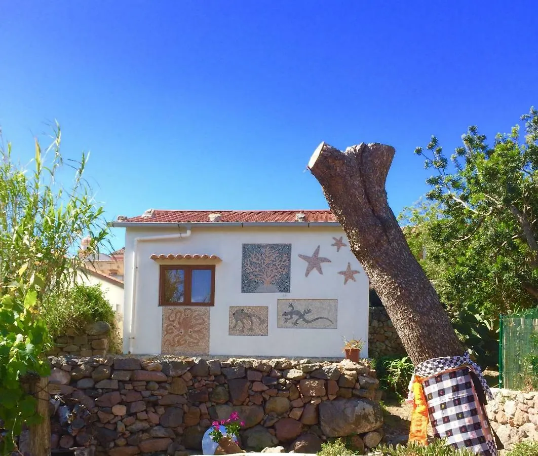 Holiday home La Casetta Dei Mosaici Capraia Italy